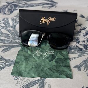 Maui Jim Huelo Women’s Black Sunglasses